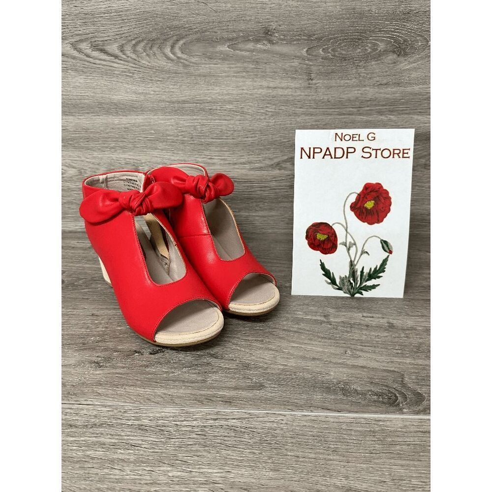 GC Shoes Women's Kimora Knot Detail Block Heel Dress Sandals - Red 7.5M